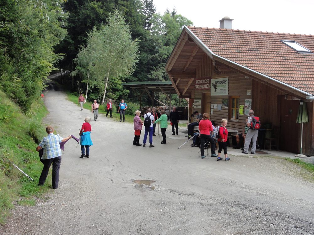 sais2013_14_530.jpg