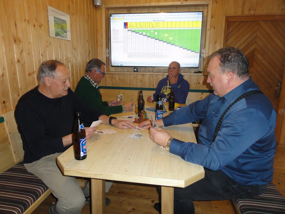 sais2015_16_382.jpg