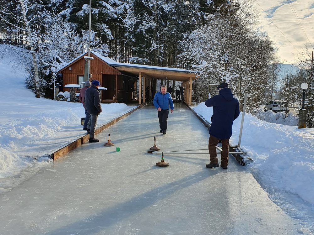 eisschiessen_08.01.2021-12.jpg